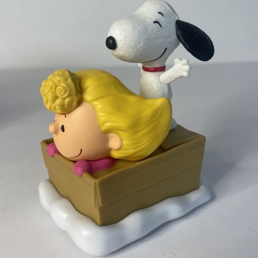 Lot Of Peanuts McDonald's Toys Charlie Brown‎ Peppermint Patty Snoopy NASA